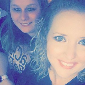 Meet your Posher, Devin